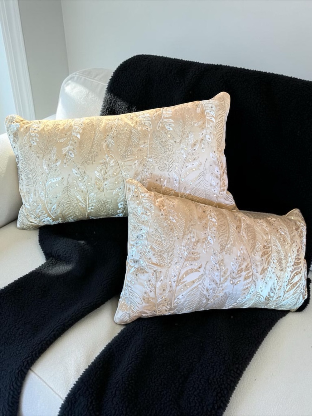 Hudson Park Foglia champagnEmbroidered Sequin Lumbar Pillow set(2) Bloomingdale’